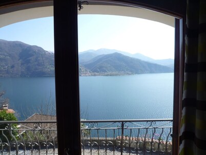 Holiday home in southern gardens with breathtaking panoramic views