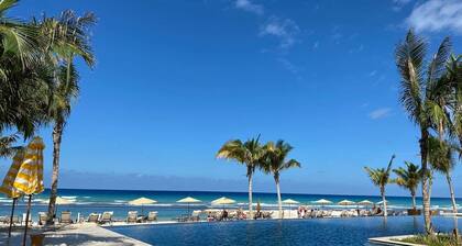 Hospitality Expert EDEN: View, Pool, Beach & Chef