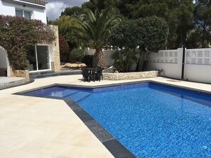 Piscine extérieure