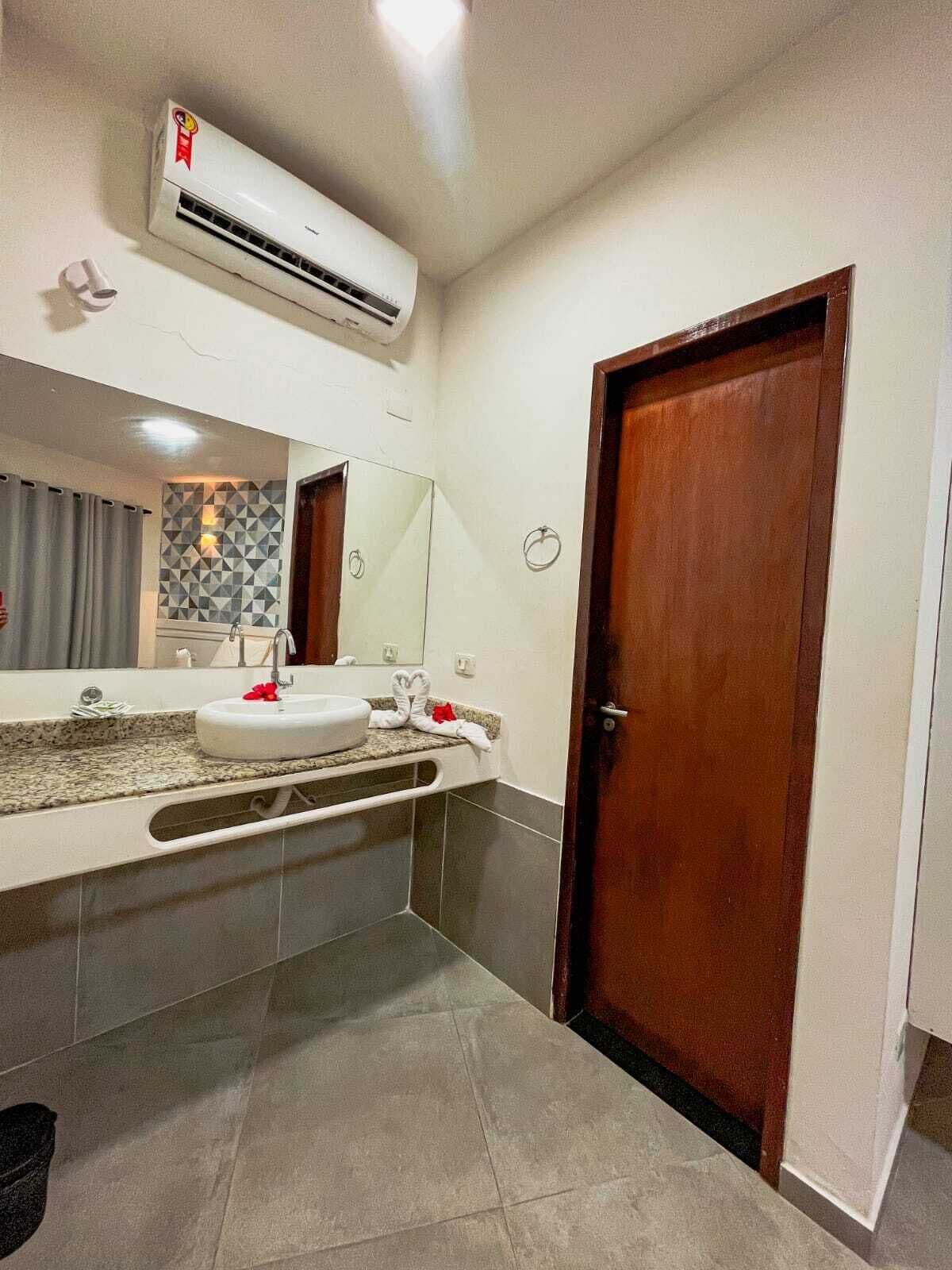 1 bedroom, minibar, in-room safe, individually furnished