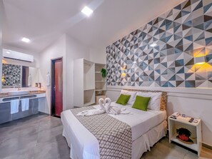 Apartamento Duplo Standard | Frigobar, cofres nos quartos, individualmente mobiliados, berços grátis