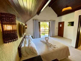 Kamar Senior, 1 Tempat Tidur Double (Master) | Minibar, brankas, dan dilengkapi dengan perabotan berbeda-beda