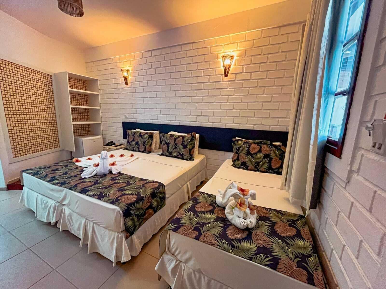 standard room | 1 bedroom, minibar, in-room safe, individually furnished