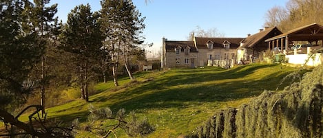 Enceinte de lâhĂ©bergement