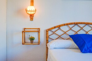 4 chambres, fer et planche à repasser, Wi-Fi gratuit, draps fournis
