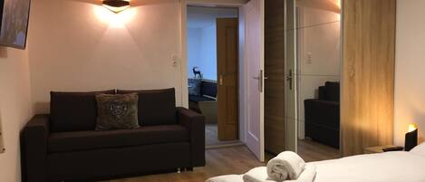 3 habitaciones, wifi gratis y ropa de cama