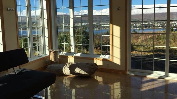 Terrace/patio - Villa Mafini (Akureyri)