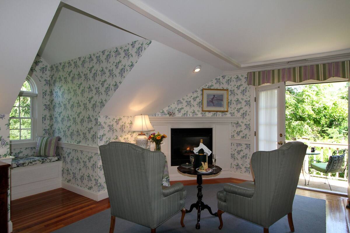 Luxury Double Room, Ensuite (Carriage House 5) | 1 bedroom, premium bedding, bed sheets