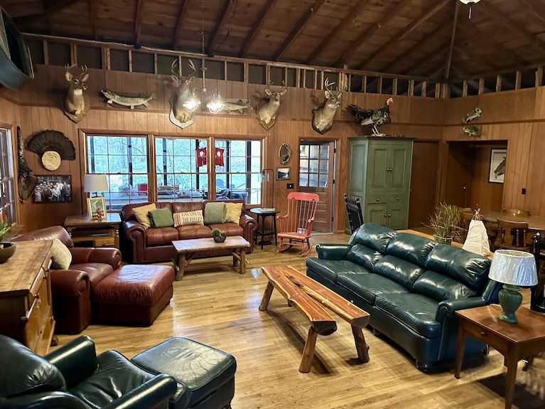 Large Secluded Riverfront Cabin With Private Access To Canoe/kayak Blue River - Indiana (State)