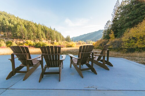 Custom built home on 5 private acres, unobstructed views, and a hot tub. 