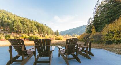 Mukava kotiin kaunis näköala laaksoon - 5 hehtaaria - yksityinen poreallas