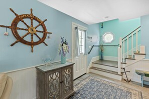 Interior - 8 Ocean Rd - Renovated pet-friendly home, .3 mi from beach w. central A/C! (Sandwich)