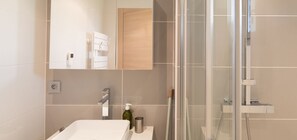 Dusche, Haartrockner