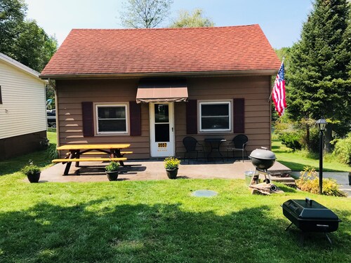 Beautiful Year-Round  Home on the South Shore of Hubbard Lake