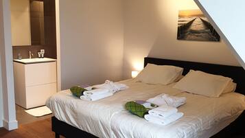 2 Schlafzimmer, Bügeleisen/Bügelbrett, Reisekinderbett, kostenloses WLAN