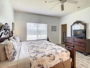 4 bedrooms, iron/ironing board, free WiFi, bed sheets
