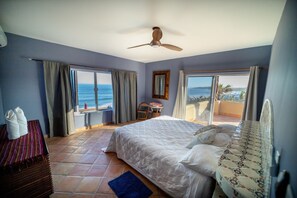 4 chambres, accès au Wi-Fi (inclus), literie fournie