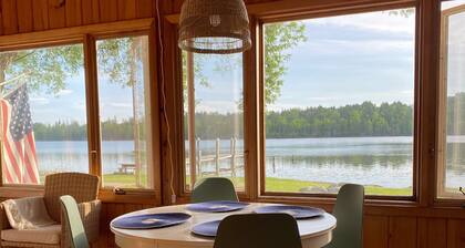 Hiawatha Creek Camp / sleeps 4-6 / ON Clam Lake/Near Torch Lake -5 min. by boat