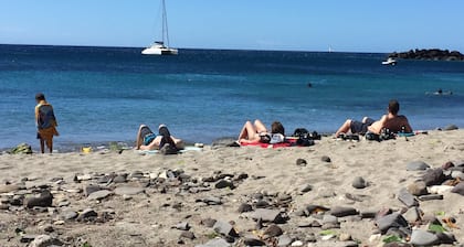 Ein perfektes kleines Refugium, ausgezeichnet für Familien und Liebhaber direkt am Strand.