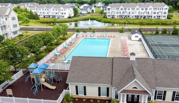 Pool - Ground Level 3BR Condo w/ Pool/Gym/Parking (Rehoboth Beach)