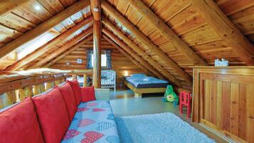 3 chambres, lit parapluie, Wi-Fi gratuit, draps fournis