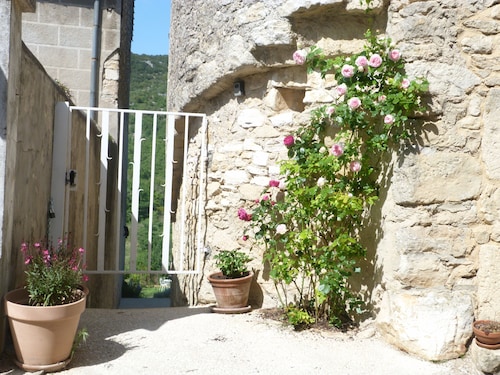 "L'intemporel" Le Petit Gîte près de la Cèze et l'Ardèche - Vallon Pont d'Arc