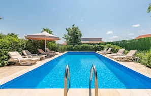 Pool - Lovely home in Lisane Tinjske (Lisane Tinjske)