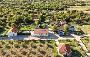 Exterior - Lovely home in Lisane Tinjske (Lisane Tinjske)