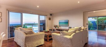 Grace Stunning Oceanview Escape on Cowaramup Bay