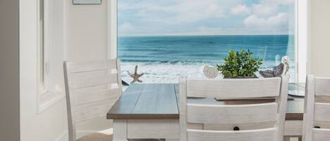 تناول الطعام