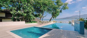 Mutiara Carita Cottages