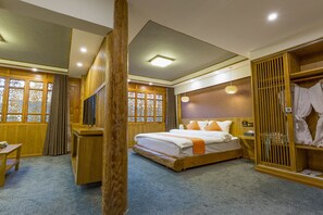 Suite exclusive (Mainland China Citizen Only) | Bureau, rideaux d’obscurcissement, accès au Wi-Fi (inclus)