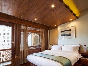 Elite Double Room - Floral Hotel Fantu (Lijiang)