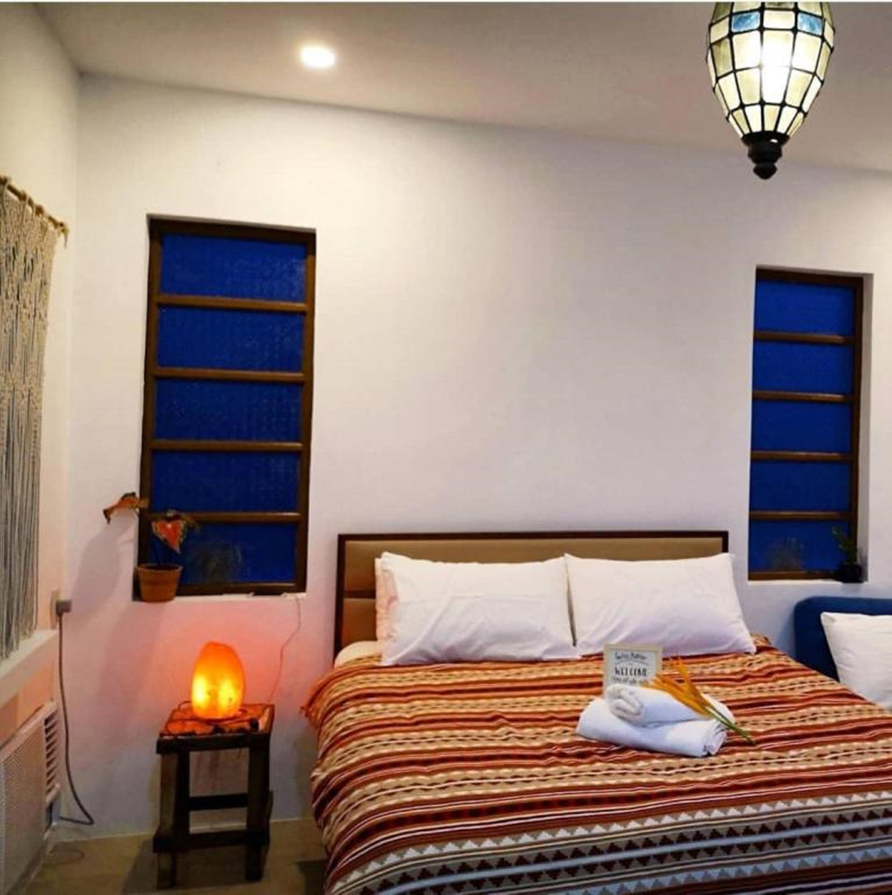 Villa | Desk, free WiFi, bed sheets