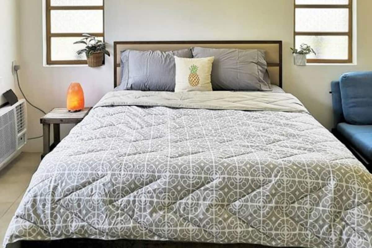 Villa | Desk, free WiFi, bed sheets
