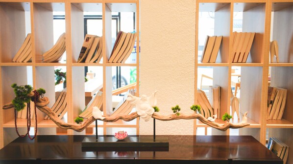 Interior detail - Floral Hotel Wuzhen Linshuige (Jiaxing)