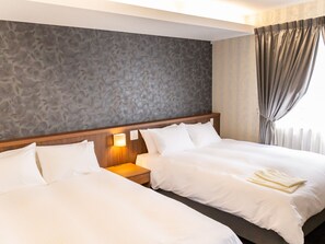 Kamer (J Suite) | Een kluis op de kamer, verduisterende gordijnen, gratis wifi, beddengoed