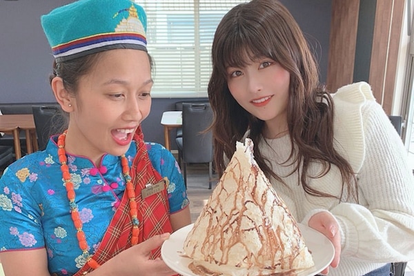 Daily buffet breakfast (JPY 1800 per person)