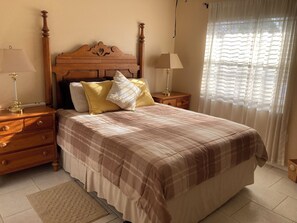 2 chambres, bureau, fer et planche à repasser, Wi-Fi gratuit