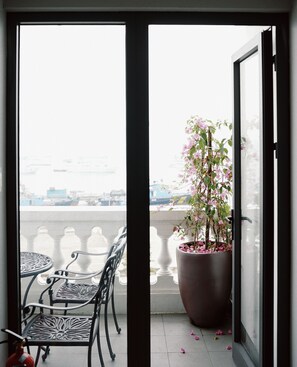 Deluxe Twin Room, Partial Sea View | Beach/ocean view