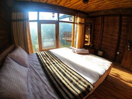 Sistema de insonorización, wifi gratis y ropa de cama 