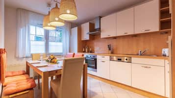Fridge, microwave, oven, dishwasher