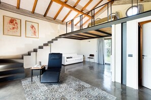 Interior - Villa Etnea - Private villa with pool and jacuzzi (Zafferana Etnea)