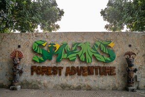 Property entrance - Sparks Forest Adventure Sukabumi (Nagrak)