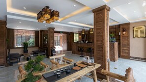 Lobby - Floral Hotel Xijiang Banshan Yunfu (Qiandongnan)