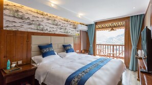 Signature Double Room, Non Smoking - Floral Hotel Xijiang Banshan Yunfu (Qiandongnan)