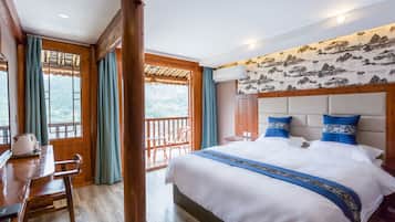 Desk, blackout curtains, free WiFi, bed sheets