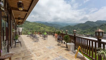 ลานระเบียง/นอกชาน