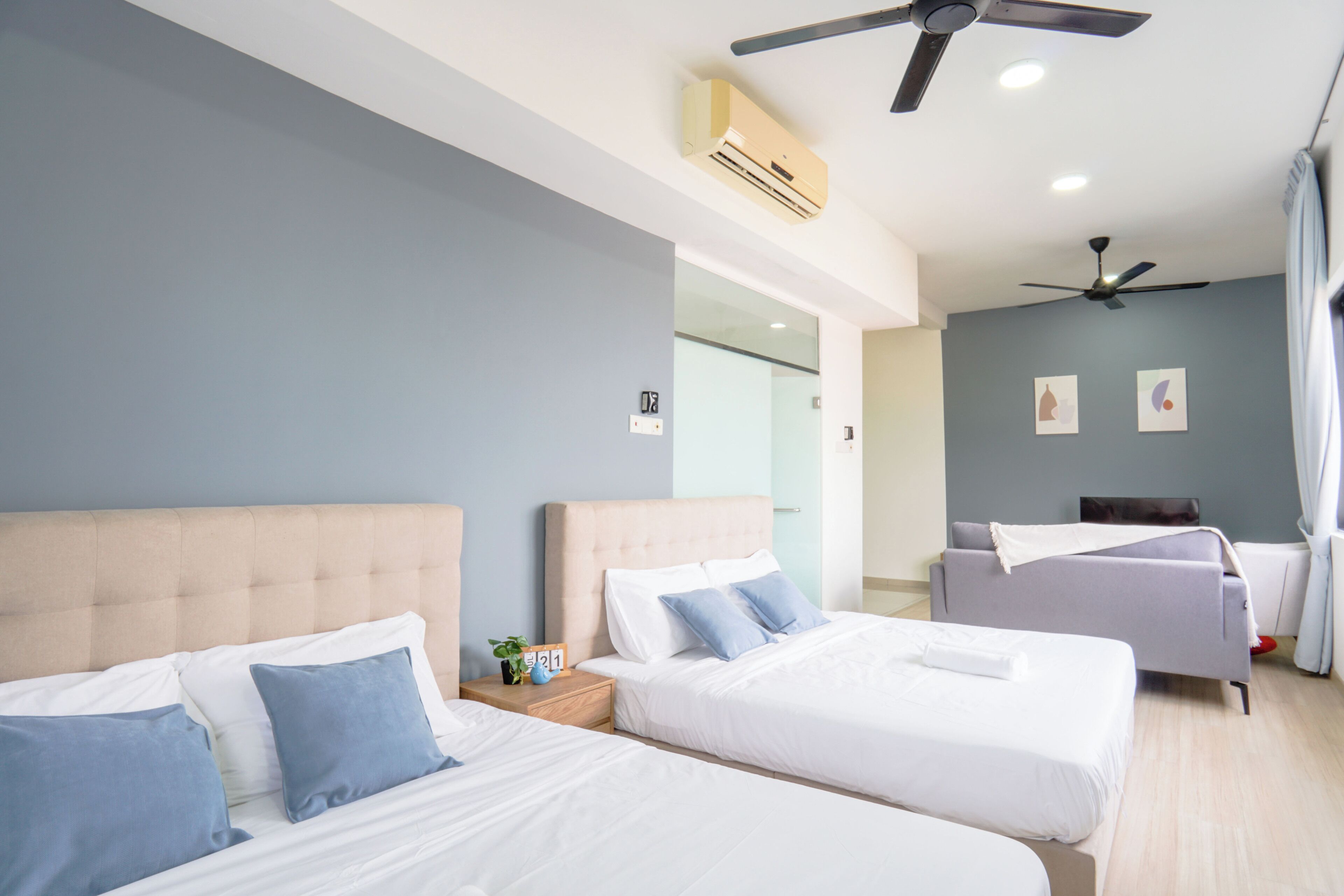 Studiosuite – comfort | 1 soverom, individuelt dekorert, individuelt innredet og skrivebord