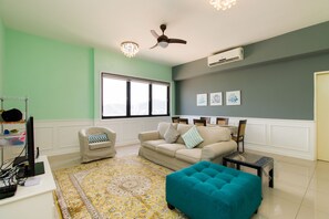 Appartamento Comfort, 3 camere da letto | Area soggiorno | Smart TV 40 pollici con canali via cavo, TV